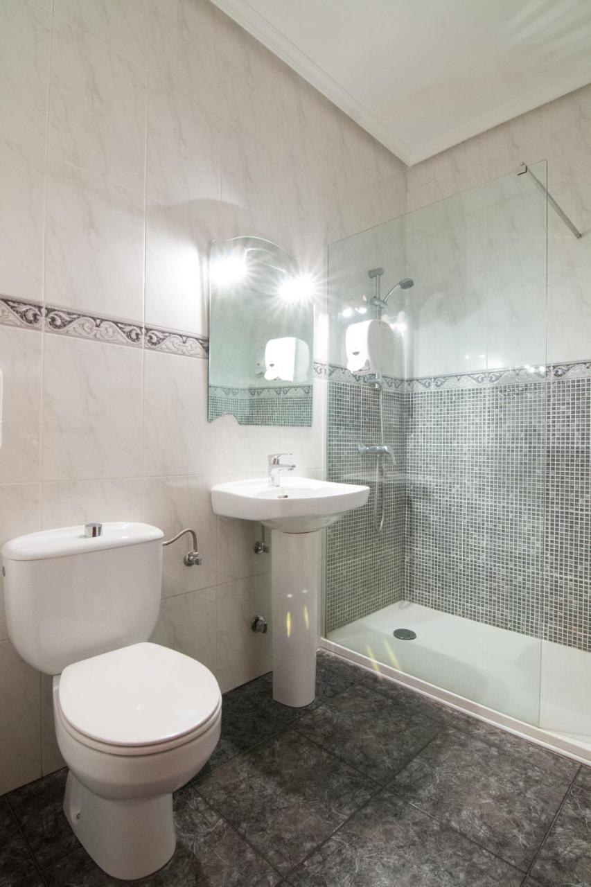 Hostal Santa Ana Madridejos Dış mekan fotoğraf
