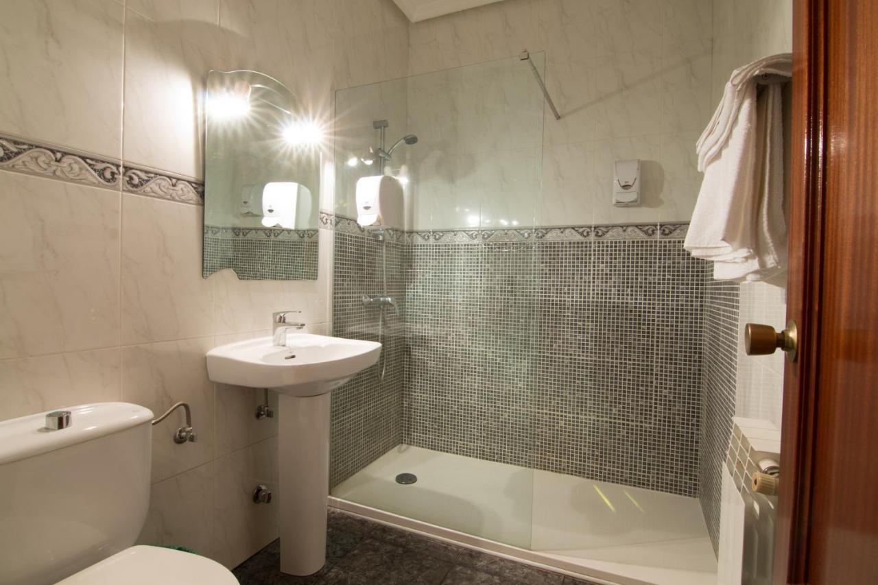 Hostal Santa Ana Madridejos Dış mekan fotoğraf